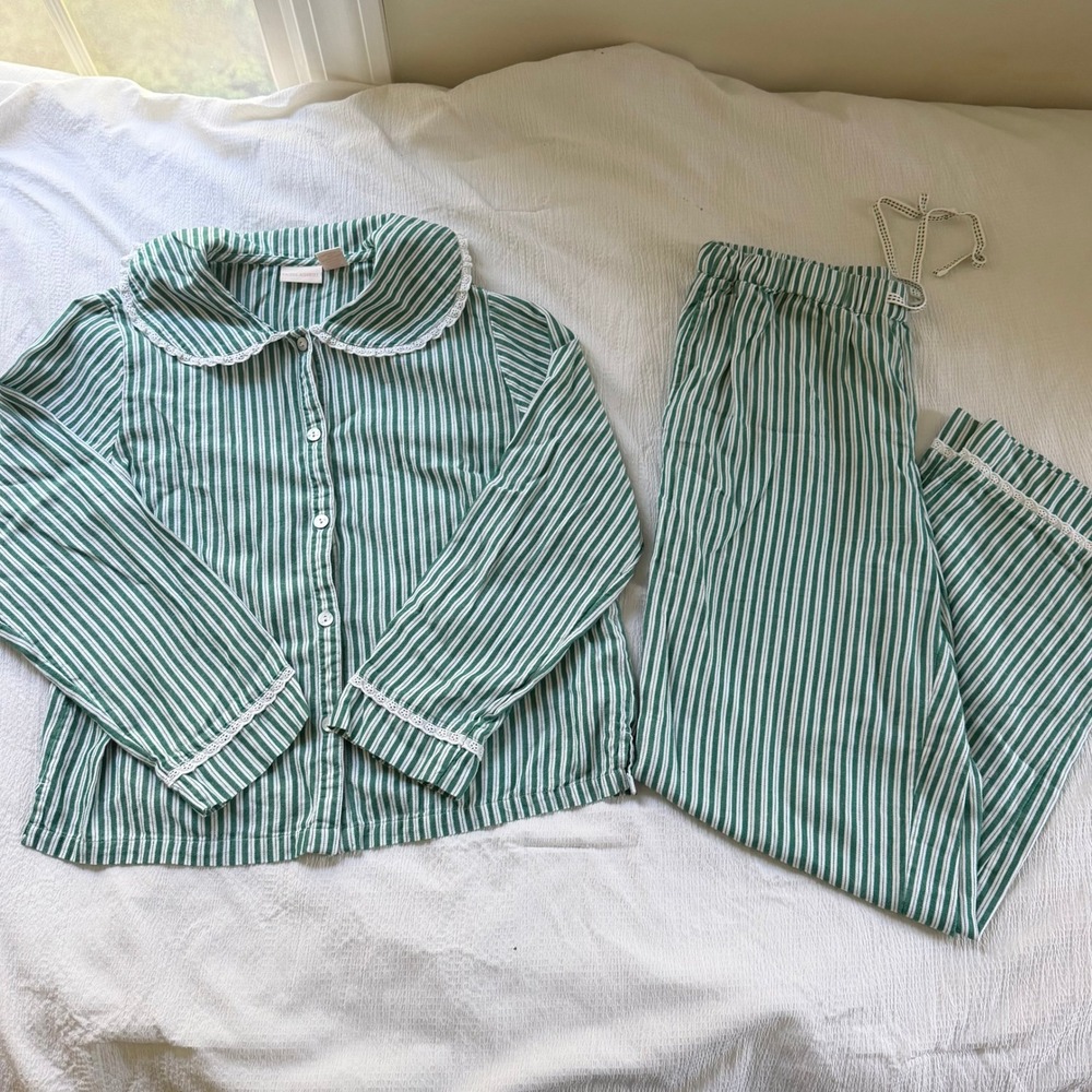 Rachel Ashwell Viral Green and White Striped Pajama Set Size Small